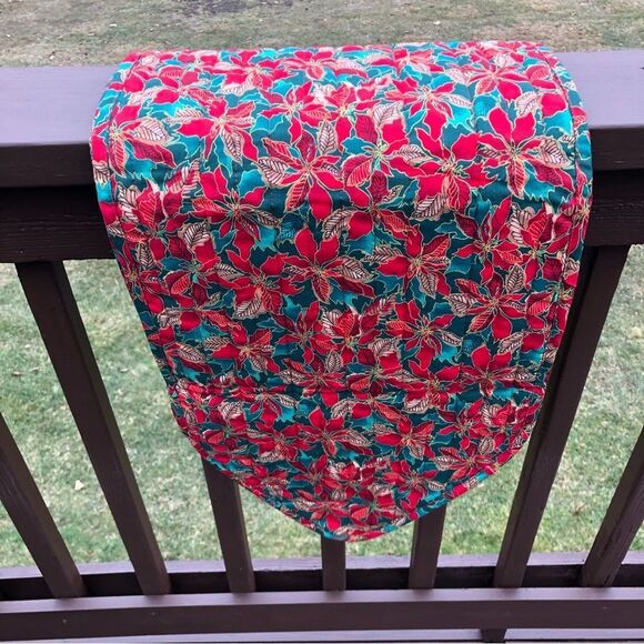 Hand Made Christmas Table Runner approx 13’x67’inches. Padded. NWOT. Beautiful c - Picture 1 of 9